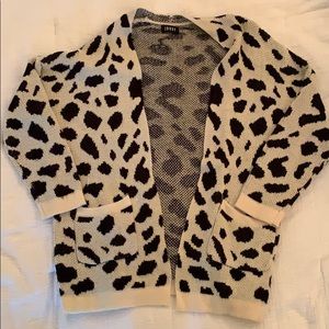 black and cream patterned cardigan